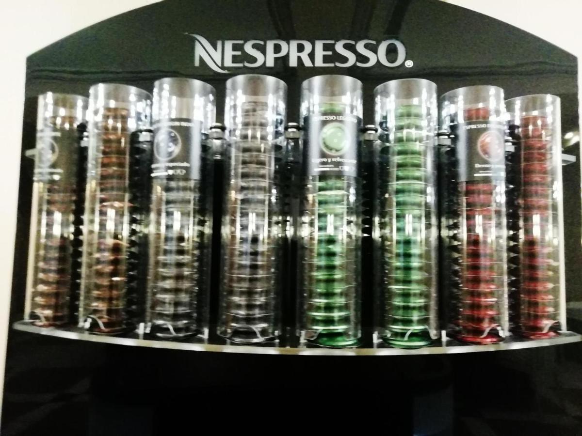 拉维加酒店 阿罗约德拉萨埃恩科米恩达 外观 照片